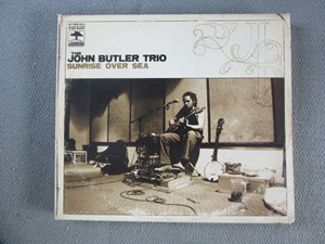 O版  约翰巴特勒 The John Butler Trio Sunrise Over Sea 摇滚