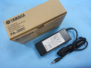 YAMAHA雅马哈PSR-EW410 S710 910电子琴16V2.4A电源适配器PA-300C