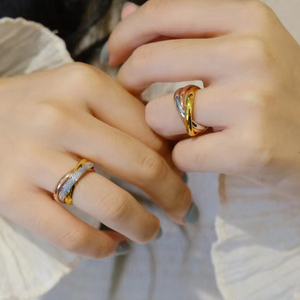 素圈自律三环三色黄金戒指男女小众设计情侣对戒结婚纯银玫瑰白金