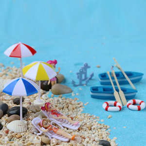微景观工艺品创意卡通小船船瞄沙滩椅海景装饰塑料小人物造景摆件
