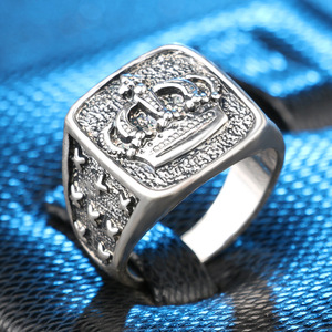 创意简约皇冠造型银戒指男女中性指环欧美复古饰品密室人物装饰