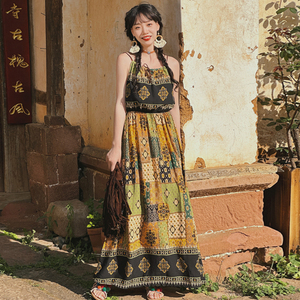 丽江云南旅游穿搭女装夏季波西米亚吊带连衣裙民族风长裙度假裙子