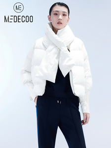MEDECOO/墨蒂珂2022冬季新品加厚围巾领短款白鹅绒羽绒服MGD11121
