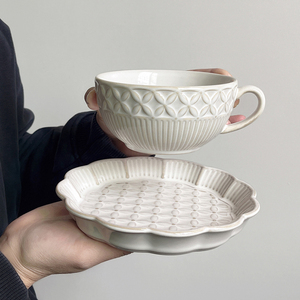 ChubbyCat日式奈良雪梅复古浮雕陶瓷咖啡杯碟套装下午茶杯马克杯