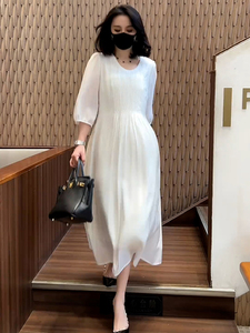 桑蚕丝白色连衣裙2024夏季新款女宽松显瘦温柔减龄七分袖气质裙子