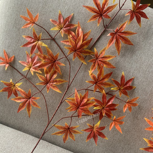 高仿真红枫叶子景观鸡爪槭树叶装饰假羽毛枫树枝工程造景红色大树