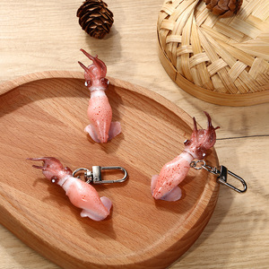 创意仿真海鲜鱿鱼钥匙扣趣味食玩模型摆件挂件美食食品钥匙扣