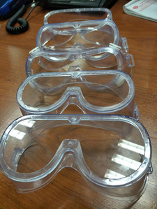 PVC医疗护目镜原料 60度70度80度高透明护目镜专用料 各种底色