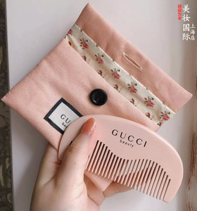 专柜赠品Gucci古驰古奇粉色梳子 化妆梳含化妆包  新品美发工具