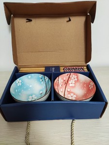 碗筷套装礼盒陶瓷碗(碗口径11.5cm高6cm)筷子(竹木）