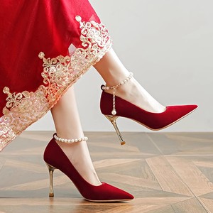 红色婚鞋女细跟订婚新娘鞋不累脚敬酒秀禾中式两穿绝美高跟鞋冬季