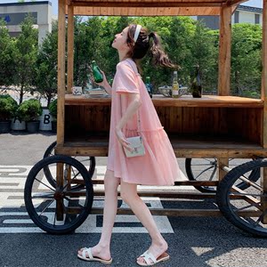 粉色小个子网纱拼接连衣裙女夏2024新款法式甜美减龄设计感t恤裙