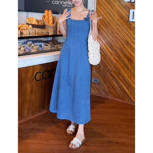 蓝色方领法式连衣裙女夏季2024新款小个子高端优雅气质无袖背心裙