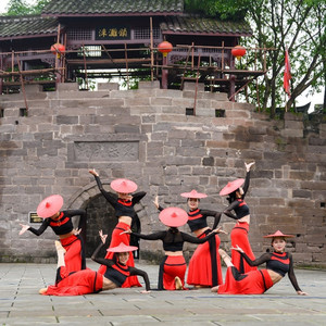 女子群舞山灵舞蹈裙傣族舞蹈演出服装中国风民族服饰鱼尾裙大摆裙