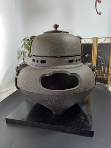 日本铜火钵茶釜 老铜火盆碳钵风炉 铁壶 茶道 鬼面风炉茶釜