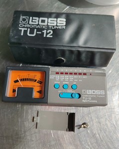 议价）boss tu-12 复古机械吉他调音表，实物如图，电池