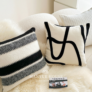 蔓越家 现代时髦客厅沙发羊毛抱枕靠垫卧室床头靠枕装饰枕不含芯