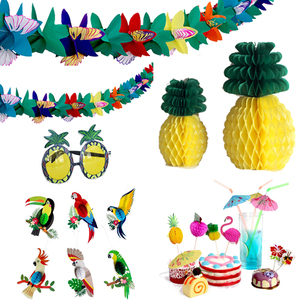 幼儿园教室装饰纸拉花挂饰鹦鹉吊旗夏威夷菠萝蜂窝球节日眼镜桌布