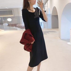 高端气质连衣裙女夏季2024新款法式高级感时尚打底洋气显瘦小黑裙