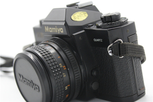 玛米亚ZE-2胶片相机 带50 1.7镜头 如图拍摄