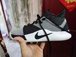 Nike pg3 耐克保罗乔治3代黑白配色男款缓震篮球鞋 AO2607-002