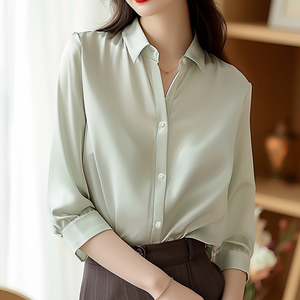 浅绿色真丝衬衫上衣女春季法式气质垂感缎面纯色通勤外穿长袖衬衣
