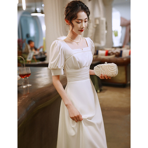 白色小晚礼服平时可穿年会登记法式小洋装连衣裙领证轻订婚小白裙