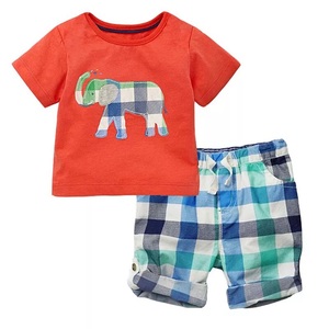夏装新品男童红色T恤短袖短裤套装儿童沙滩服裤子2件套大象