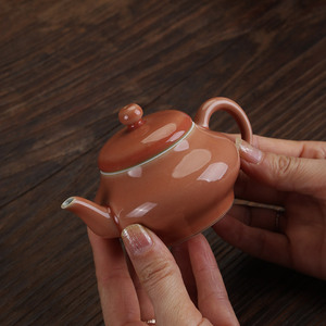 拟古文人泡茶小茶壶陶瓷杏红釉功夫茶具中式小品壶家用单壶矮梨壶