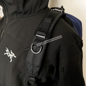 双肩背包背带扩展挂点 可在普通背包上增加D环挂点 挂手机水瓶等