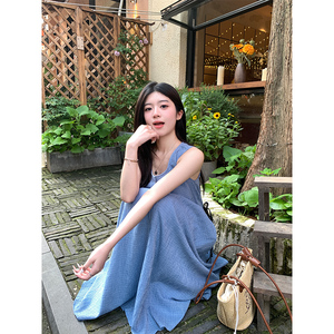 夏季蓝色连衣裙女格纹背心裙2024韩版新款气质单排扣中长款长裙