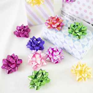 新年圣诞礼品礼物礼盒装饰花立体花成品彩色花球星星花花结自粘