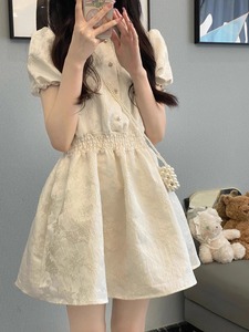 法式甜美白色连衣裙子女夏季高级感气质仙女蓬蓬裙收腰小个子短裙