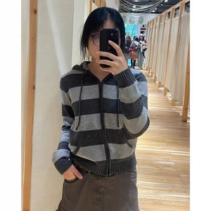 OOTD BM女装美式复古粗条纹针织毛衣女bm拉链开衫连帽短款外套女