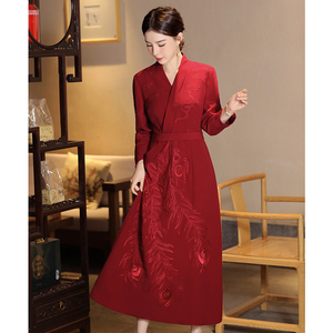 红色秋冬高端改良版旗袍2023新款复古中式高级感气质长款连衣裙女