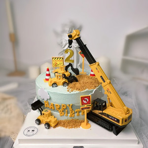 生日蛋糕装饰工程车大型绳索吊车挖掘机吊机  水泥车搬砖摆件吊塔