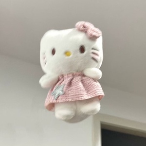 可爱少女心hellokitty粉裙子包包挂饰钥匙扣公仔女生礼物挂件小众