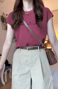 树莓色正肩短袖t恤女士2024夏季新款设计感小众修身显瘦纯棉上衣