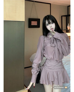 连衣裙女法式优雅紫粉色氛围感系带v领长袖春季性感收腰衬衫短裙