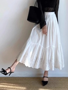 白色a字半身裙女春季2024新款中长款小个子高腰显瘦气质蛋糕伞裙