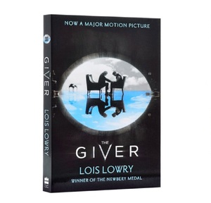 进口英文原版 The Giver 记忆传授人 赐予者 科幻小说 电影版原著 乌托邦文学 Lois Lowry 洛伊丝劳里