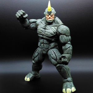 X战警红坦克绿巨人手办模型可动人偶犀牛人 蜘蛛侠美国队长盾牌
