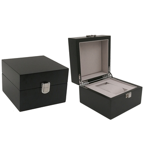 木制男手表包装礼品盒首饰名牌黑色油漆盒子高档收藏木盒礼盒绒布