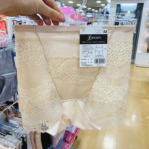日本代购华歌尔蕾丝超薄透气提臀美臀性感日本制收盆骨内裤女夏季