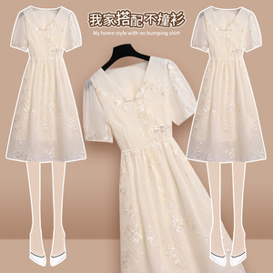新中式连衣裙夏季女装2024新款小个子高级感端庄大气国风刺绣裙子