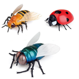 遥控瓢虫蟑螂仿真动物玩具昆虫整蛊苍蝇模型蜜蜂男孩儿童新奇礼物