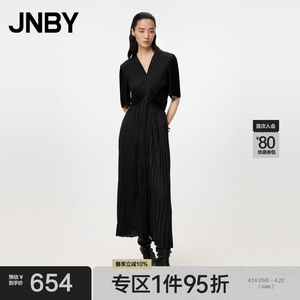 JNBY/江南布衣夏连衣裙挺括中袖V领黑色百褶长款裙子女5N5G13470