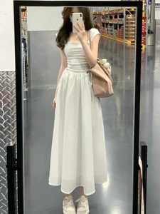 2024新款法式白色连衣裙子女夏季高级感小个子气质仙女裙吊带长裙
