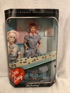【代购】芭比我爱露西珍藏版娃娃Barbie I Love Lucy 1998