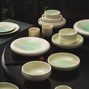 创意釉下彩陶瓷餐具青绿渐变中式简约碗碟套装家用精致高端盘酒店